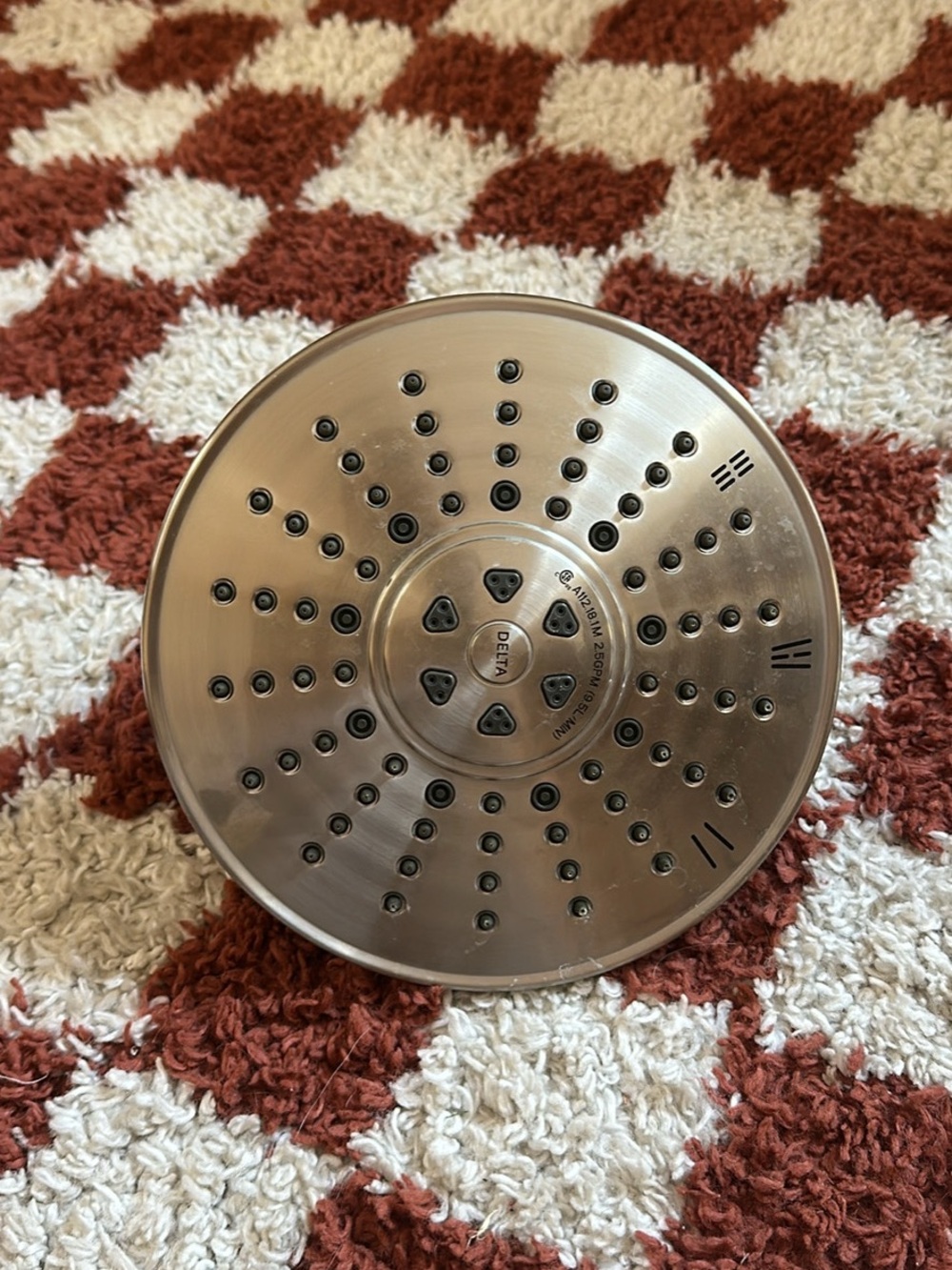 Delta Stainless Steel Round Multi-Function Showerhead - Silver